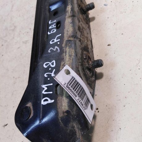 petlia-kryski-bagaznika-pravaia-renault-megane-2-art-34980-big-1