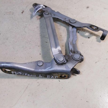 petlia-kryski-bagaznika-levaia-mazda-3-art-35022-big-0