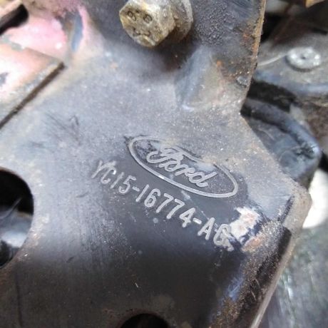 zamok-kapota-ford-transit-art-35350-big-3