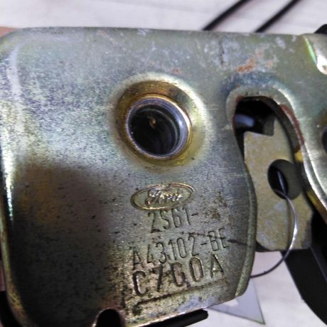 zamok-kryski-bagaznika-ford-fusion-art-35919-big-5