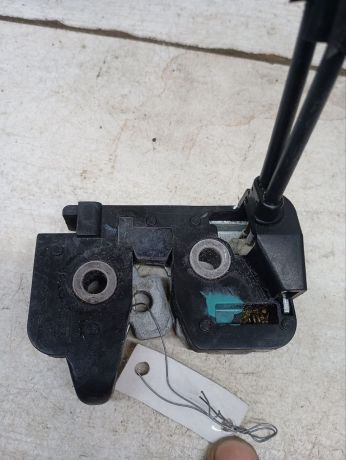 zamok-kryski-bagaznika-ford-fusion-art-35919-big-1