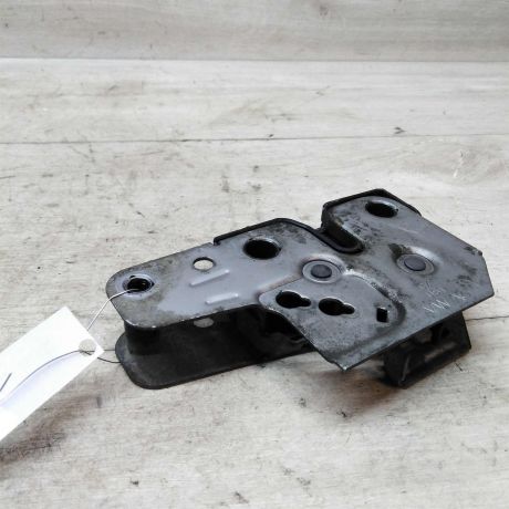 zamok-kapota-volkswagen-transporter-t5-art-36242-big-1