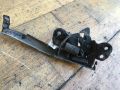 zamok-kapota-hyundai-elantra-3-xd-2-rest-art-37212-small-1