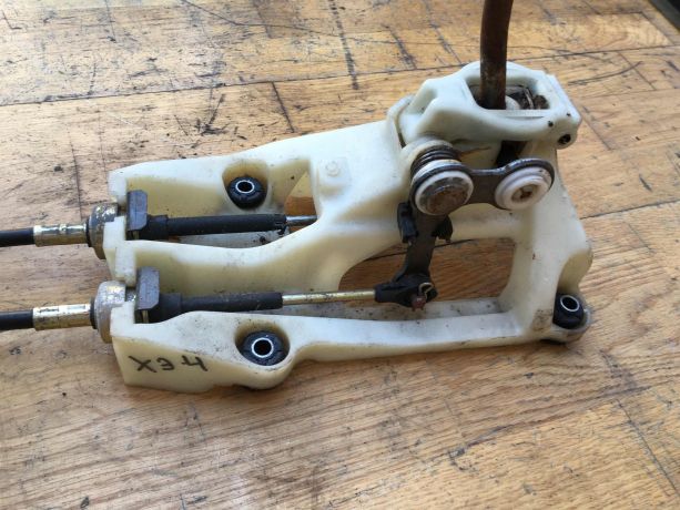 kulisa-perekliuceniia-peredac-tros-v-sbore-hyundai-elantra-3-xd-2-rest-art-37346-big-1