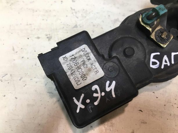 zamok-bagaznika-hyundai-elantra-3-xd-2-rest-art-37520-big-3