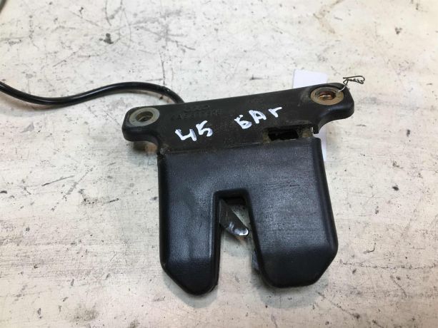 zamok-bagaznika-audi-100-c4-sedan-art-37823-big-2