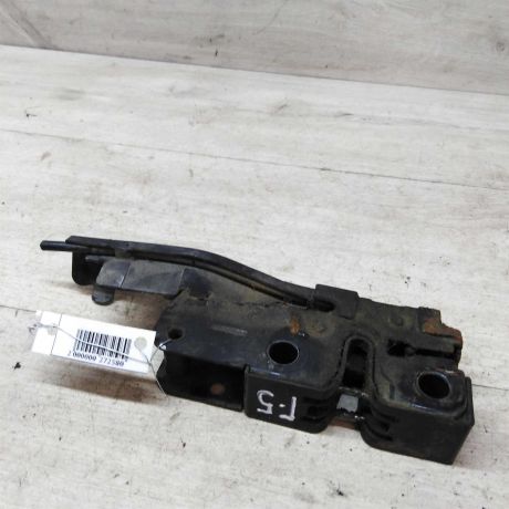 zamok-kapota-volkswagen-golf-5-art-38274-big-0