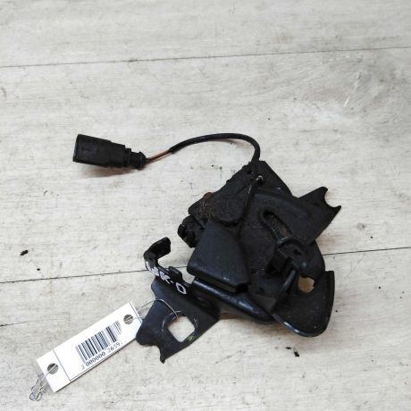 zamok-kapota-skoda-octavia-tour-art-38276-big-2