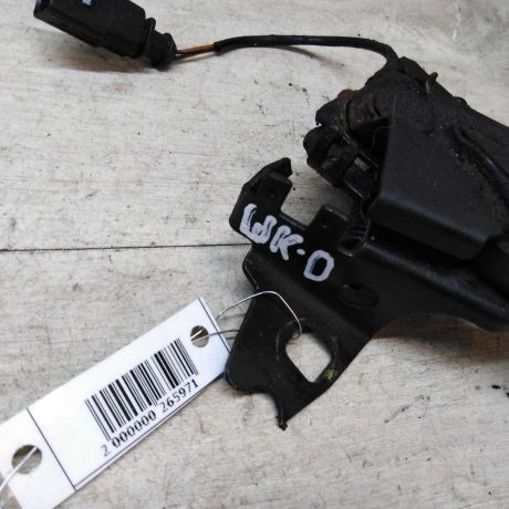 zamok-kapota-skoda-octavia-tour-art-38276-big-1