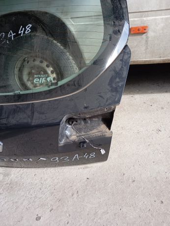 kryska-bagaznika-renault-laguna-08-g-xetcbek-art-38384-big-3