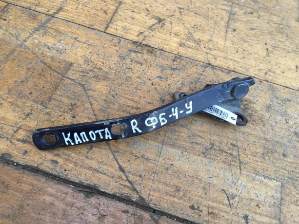 petlia-kapota-pravaia-volkswagen-passat-b4-art-38776-big-0