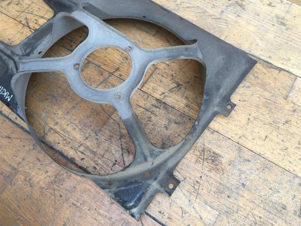 diffuzor-ventiliatora-volkswagen-passat-b4-art-38800-big-2