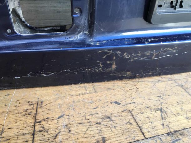 kryska-bagaznika-volkswagen-passat-b4-universal-so-steklom-sledy-remonta-art-38870-big-6