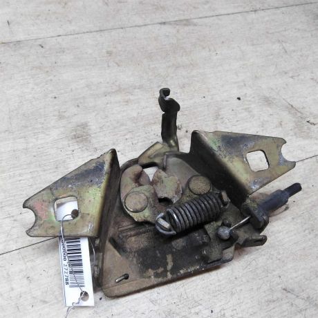 zamok-kapota-volkswagen-passat-b3-art-38953-big-0