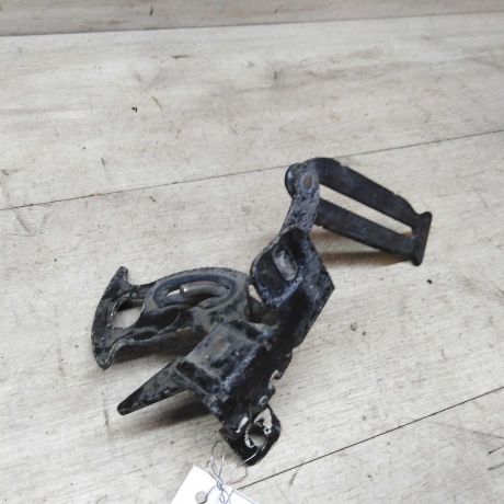 zamok-kapota-audi-100-c4-audi-a6-c4-art-38956-big-1