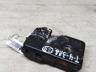 zamok-kryski-bagaznika-volkswagen-transporter-t4-art-39112