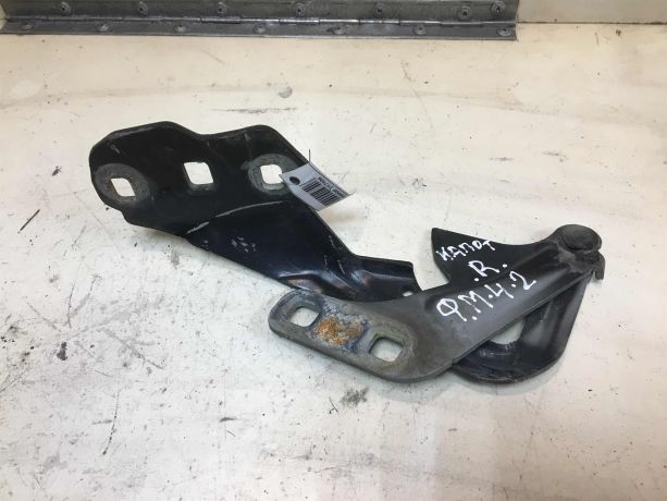 petlia-kapota-pravaia-ford-mondeo-4-art-39231-big-0