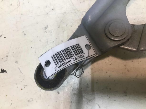 petlia-bagaznika-zadniaia-levaia-mazda-6-gg-art-39919-big-1