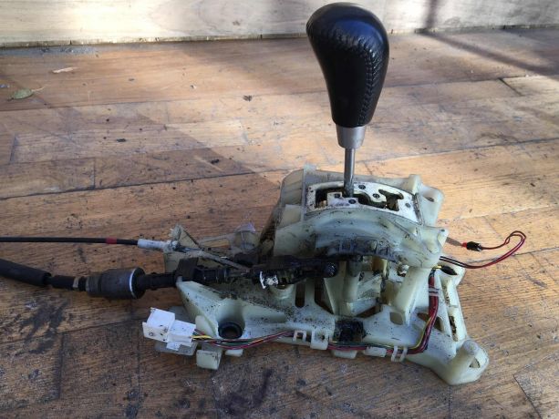 kulisa-kpp-selektor-akpp-mazda-6-gg-art-40129-big-1