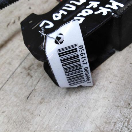 zamok-kapota-volkswagen-golf-plus-art-40975-big-2