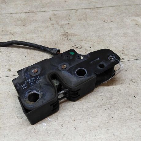 zamok-kapota-volkswagen-golf-plus-art-40975-big-0