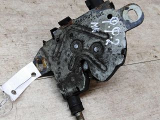 zamok-kapota-ford-focus-2-art-40977