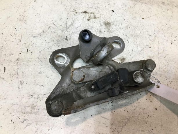 petlia-kapota-levaia-volkswagen-sharan-do-rest-art-41483-big-2