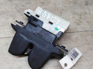 zamok-bagaznika-nissan-primera-p12-universal-art-41771