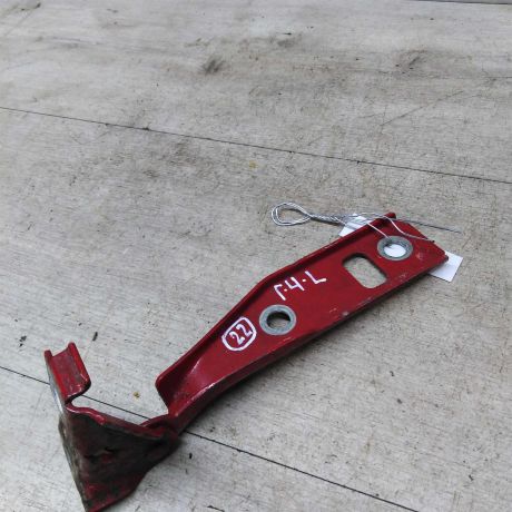 petlia-kapota-levaia-volkswagen-golf-4-art-42171-big-0