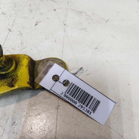 petlia-kryski-bagaznika-pravaia-sedan-mazda-6-art-42788-big-1