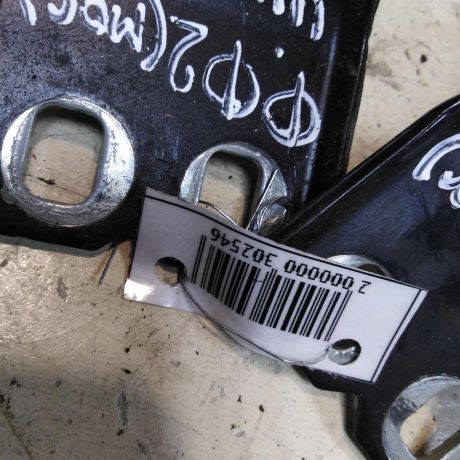 petlia-kryski-bagaznika-universal-ford-focus-2-rest-art-42901-big-1