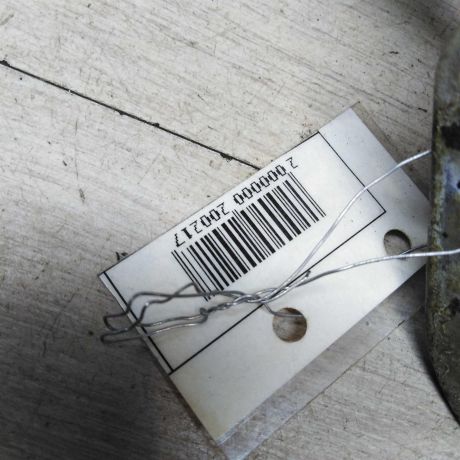 petlia-bagaznika-zadniaia-pravaia-sedan-volkswagen-passat-b5-gp-art-42953-big-2