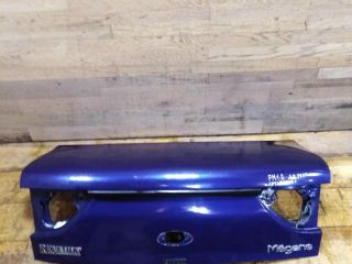 kryska-bagaznika-sedan-renault-megane-1-defekt-art-43313