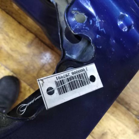 kryska-bagaznika-sedan-renault-megane-1-defekt-art-43313-big-8