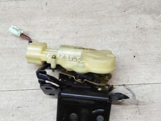 zamok-bagaznika-mazda-323-universal-art-43329