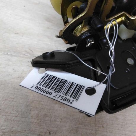 zamok-bagaznika-mazda-323-universal-art-43329-big-3