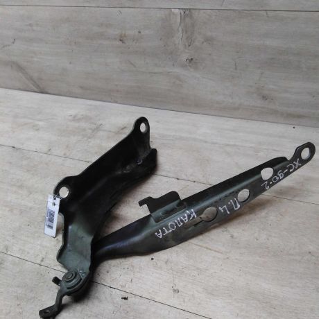 petlia-kapota-levaia-volvo-xc90-rest-art-43567-big-0