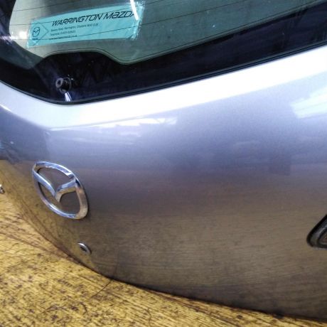 kryska-bagaznika-mazda-3-bl-xetcbek-art-43841-big-7