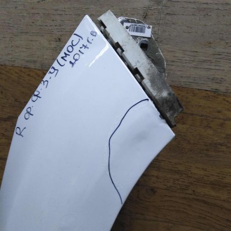 krylo-pravoe-ford-focus-3-rest-17gv-defekty-art-44372-big-4