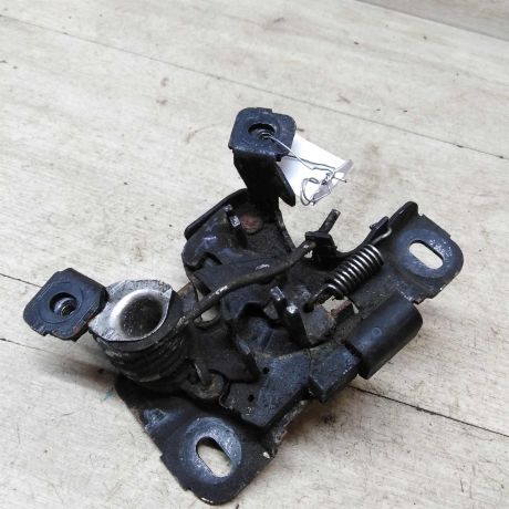 zamok-kapota-audi-a6-c5-do-rest-art-44610-big-2