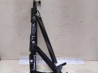 petlia-bagaznika-zadniaia-levaia-sedan-mercedes-w220-art-44825