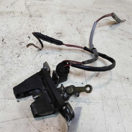 zamok-bagaznika-volkswagen-pointer-art-45367-big-1