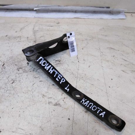 petlia-kapota-levaia-volkswagen-pointer-art-45419-big-0