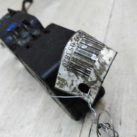 zamok-kapota-volkswagen-jetta-5-art-45686-big-2