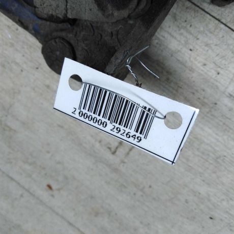 petlia-bagaznika-levaia-sedan-ford-focus-2-do-rest-art-45833-big-2