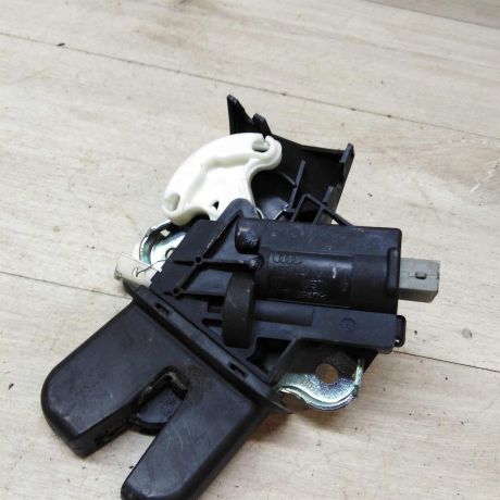 zamok-bagaznika-volkswagen-jetta-5-art-45852-big-3