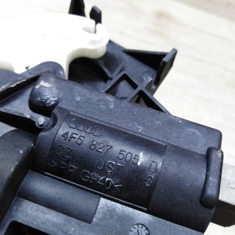 zamok-bagaznika-volkswagen-jetta-5-art-45852-big-4