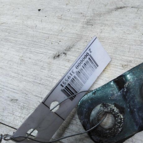 petlia-bagaznika-pravaia-sedan-volkswagen-passat-b5-art-46016-big-2