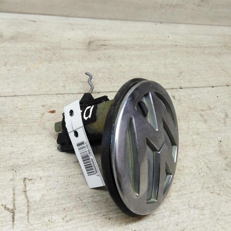 zamok-kryski-bagaznika-sedan-volkswagen-jetta-4-art-46173-big-1