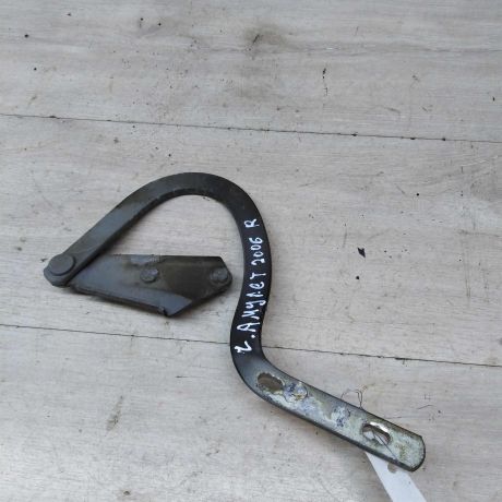 petlia-kapota-pravaia-chery-amulet-16i-art-46211-big-0